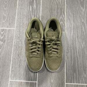 Nike Dunk Low Premium MF Neutral Olive DV7415-200